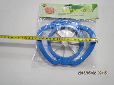 廠家直銷(xiāo)水果分割器、蘋(píng)果分割器與削皮器——臺(tái)州市黃巖天力塑料廠為您提供優(yōu)質(zhì)廚房小工具